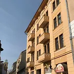 1900 Vetus *